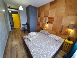 Galeriebild der Unterkunft near TRAINstation 603 in Iwano-Frankiwsk