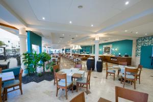 Restaurace v ubytování Vitalclass Lanzarote Resort