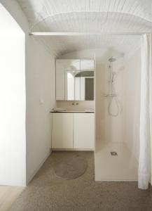 Kúpeľňa v ubytovaní HÜBSCHES APARTMENT im Herzen von Linz