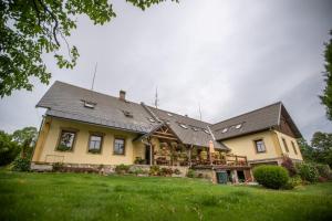 Zahrada ubytování Apartmány Rubínovi