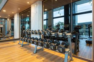 Fitness centrum a/nebo fitness zařízení v ubytování Sea View 1-BR 36 m2 Panora Surin by Holy Cow