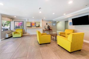 Istumisnurk majutusasutuses La Quinta Inn by Wyndham Ft. Lauderdale Tamarac East