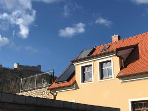 Budova, v ktorej sa dovolenkový dom nachádza