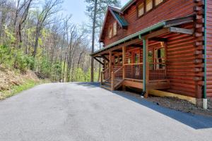 Το κτήριο όπου στεγάζεται  η παραθεριστική κατοικία