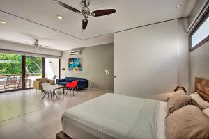 Ένα ή περισσότερα κρεβάτια σε δωμάτιο στο Luxe Tao Riviera Resort Condo with Beach and Golfing! +22 φωτογραφίες
