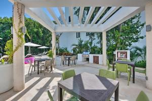 Κήπος έξω από το Luxe Tao Riviera Resort Condo with Beach and Golfing!
