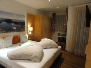 Galeriebild der Unterkunft Haus Rätia in Serfaus + 17 Fotos