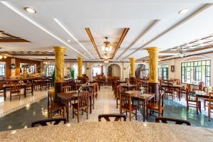 Restaurace v ubytování Tony Resort