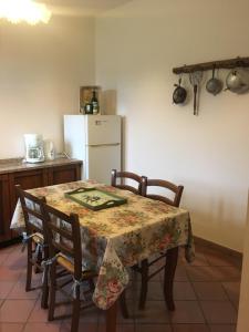 Gallery image of Casale sostenibile per famiglie e gruppi Cibottola PG in Piegaro