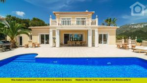 Bazén v ubytování Solhabitat Infinity Moraira nebo v jeho okolí