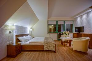 Posedenie v ubytovaní Jawor Pokoje i Apartamenty