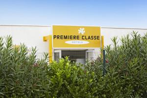 Certifikát, hodnocení, plakát nebo jiný dokument vystavený v ubytování Premiere Classe Avignon Courtine Gare TGV