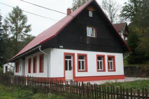Budova, kde se prázdninový dům nachází