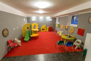 Dětský klub v ubytování Hotel Neuwirt