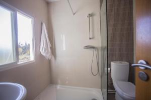 Kúpeľňa v ubytovaní Apartamentos Sarela + 13 fotografií