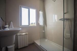 Kúpeľňa v ubytovaní Apartamentos Sarela