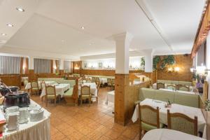 Restaurace v ubytování Hotel Neuwirt