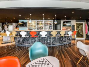 Posezení v ubytování ibis Hotel Würzburg City