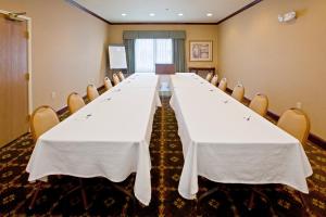 a long table in a conference room with chairs at Holiday Inn Express Lebanon, an IHG Hotel in Lebanon