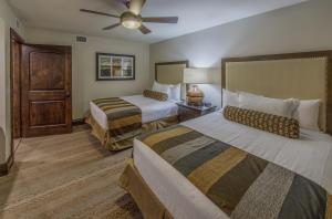 Postel nebo postele na pokoji v ubytování Holiday Inn Club Vacations Scottsdale Resort + 37 fotografií