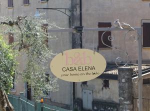 Certifikát, hodnocení, plakát nebo jiný dokument vystavený v ubytování B&B Casa Elena Room and Apartments with parking