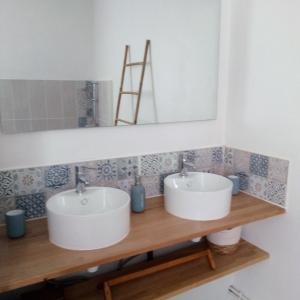 Vonios kambarys apgyvendinimo įstaigoje Au galet bleu