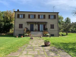 Vườn quanh Villa Cecalina