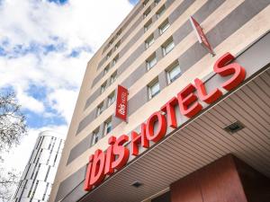 Certifikát, hodnocení, plakát nebo jiný dokument vystavený v ubytování Hotel ibis Dijon Centre Clemenceau