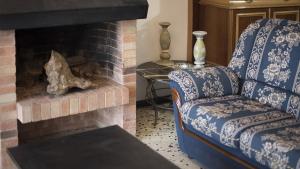 A seating area at R28 APARTAMENTO MONTSERRAT 11-3