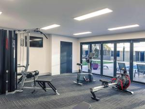 The fitness centre and/or fitness facilities at Mercure Tamworth