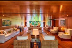 Uma área de estar em Quinta da Casa Branca - Small Luxury Hotels of the World