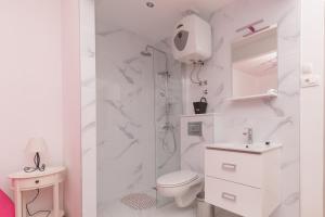 Kúpeľňa v ubytovaní Apartmani Antunović Podgora