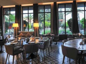 Restorāns vai citas vietas, kur ieturēt maltīti, naktsmītnē Novotel Marrakech Hivernage
