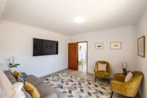 Foto da galeria de Casa Katarina - Private Villa - Heated pool - Free Wifi - Air Con em Tunes