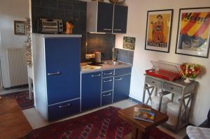A kitchen or kitchenette at Box58