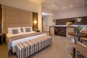 Postel nebo postele na pokoji v ubytování Hearth Hotel