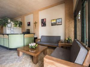 Posezení v ubytování Suites de Reyes
