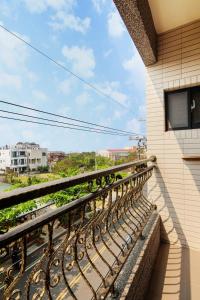 A balcony or terrace at 98Inn