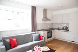 Kuchnia lub aneks kuchenny w obiekcie Appartements Freiraum
