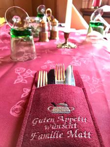 Fotografia z galérie ubytovania Hotel Schwarzer Adler v destinácii Pettneu am Arlberg