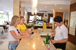 Photo de la galerie de l'établissement Kandelor Hotel, à Alanya