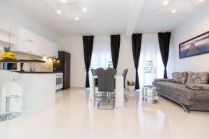 Køkken eller tekøkken på Apartments Jure