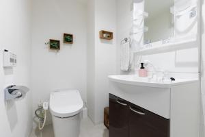 Asakusa Sky Stay Tiffany blue Roomにあるバスルーム