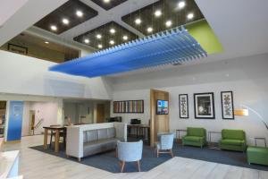 Imagen de la galería de Holiday Inn Express Hotels & Suites Burlington, an IHG Hotel, en Burlington