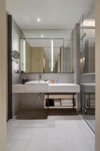 Ένα μπάνιο στο Jasper Young Hotel Banqiao