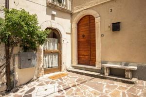 Zdjęcie z galerii obiektu NUOVISSIMO APPARTAMENTO IN CENTRO STORICO w mieście Rocca di Mezzo