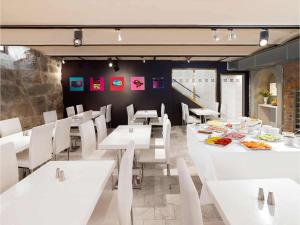 Gallery image of Ibis Styles Stockholm Odenplan in Stockholm