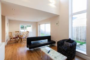 Gallery image of Luxury 2 Bedroom Apartment in Peaceful Location in Cardiff