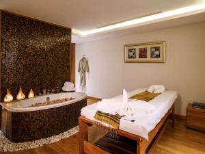 Spa in/ali druge wellness storitve v nastanitvi Novotel Yangon Max