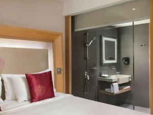 Postelja oz. postelje v sobi nastanitve Novotel Yangon Max